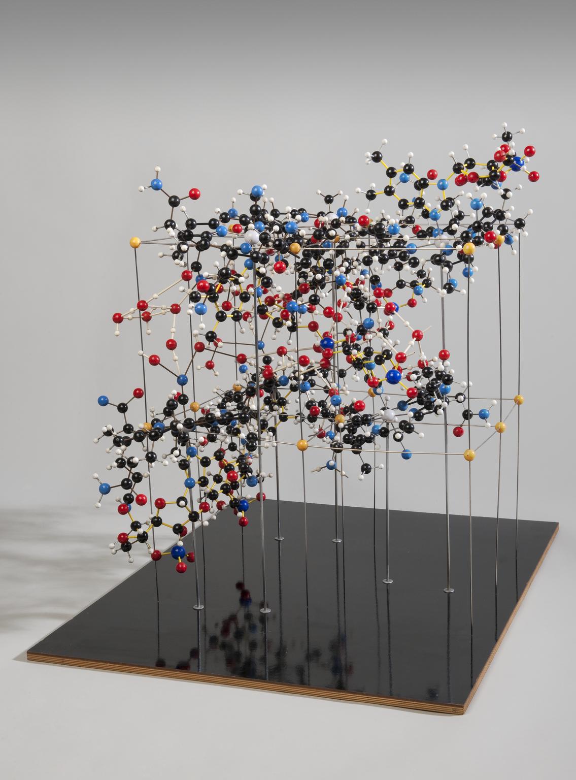 Vitamin B12 crystal structure model, 1957-1959.